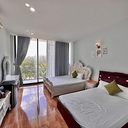 Royal Homestay Туихоа Экстерьер фото